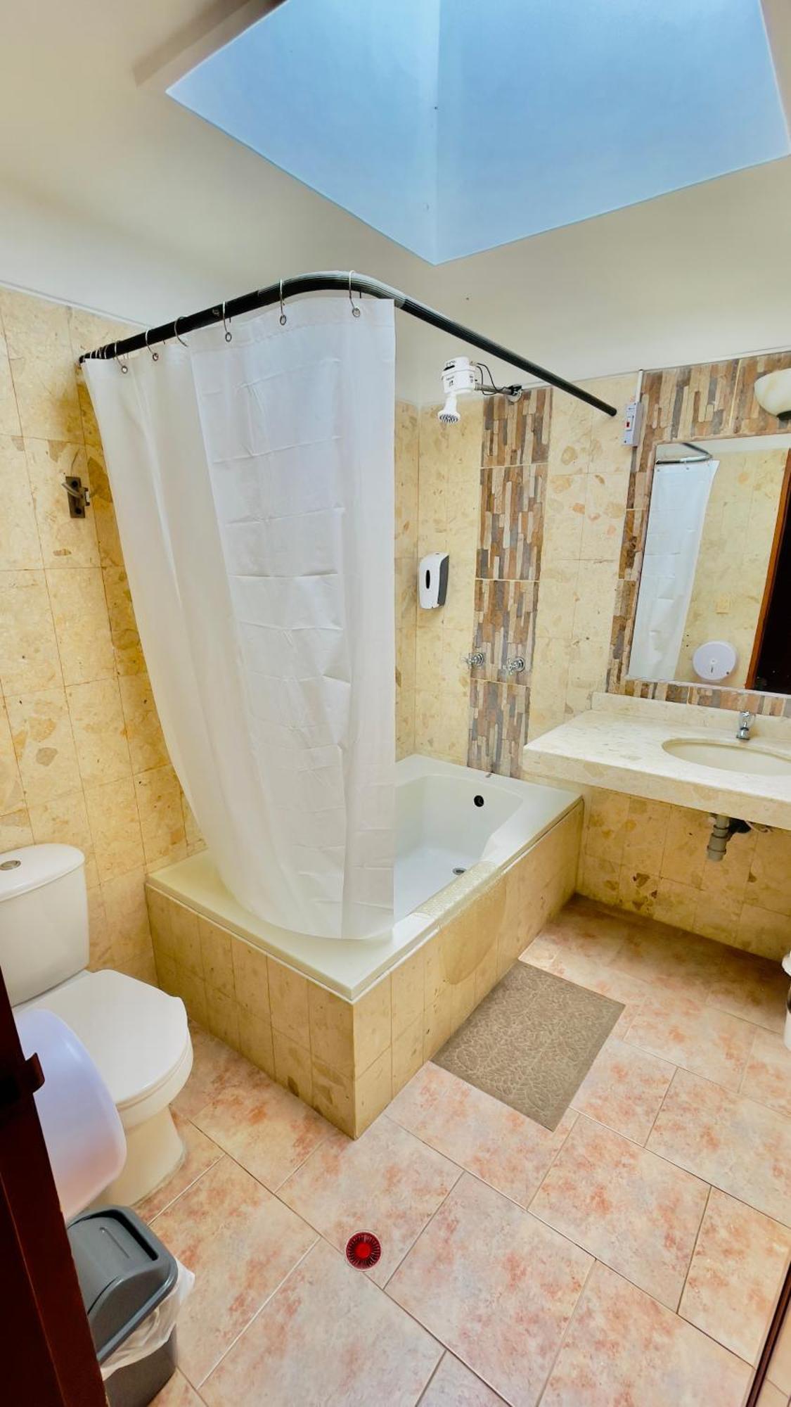 Loto Del Viento Hotel Картаго Екстериор снимка