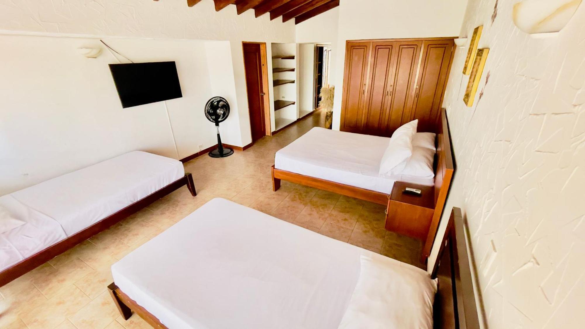 Loto Del Viento Hotel Картаго Екстериор снимка