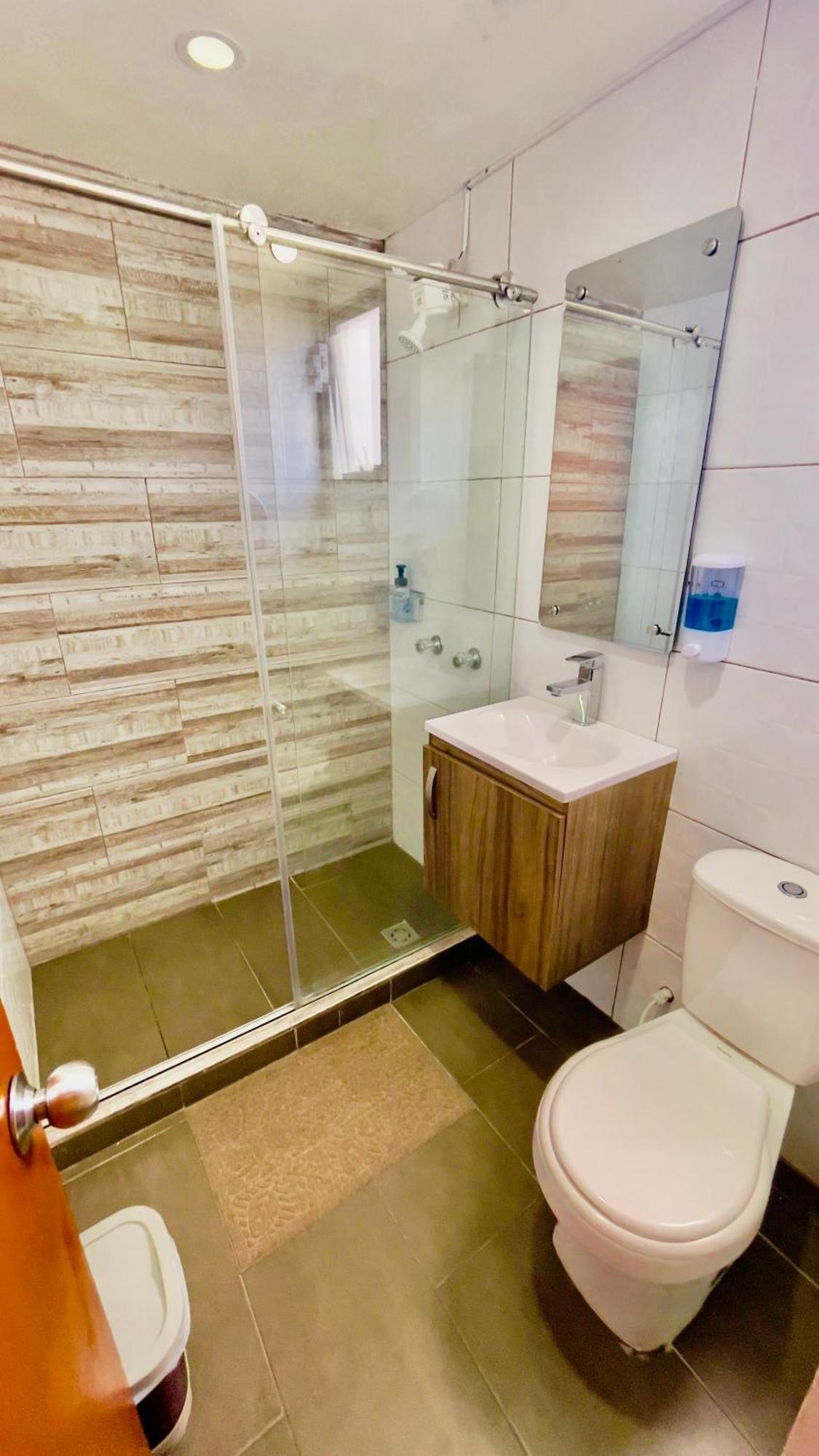 Loto Del Viento Hotel Картаго Екстериор снимка